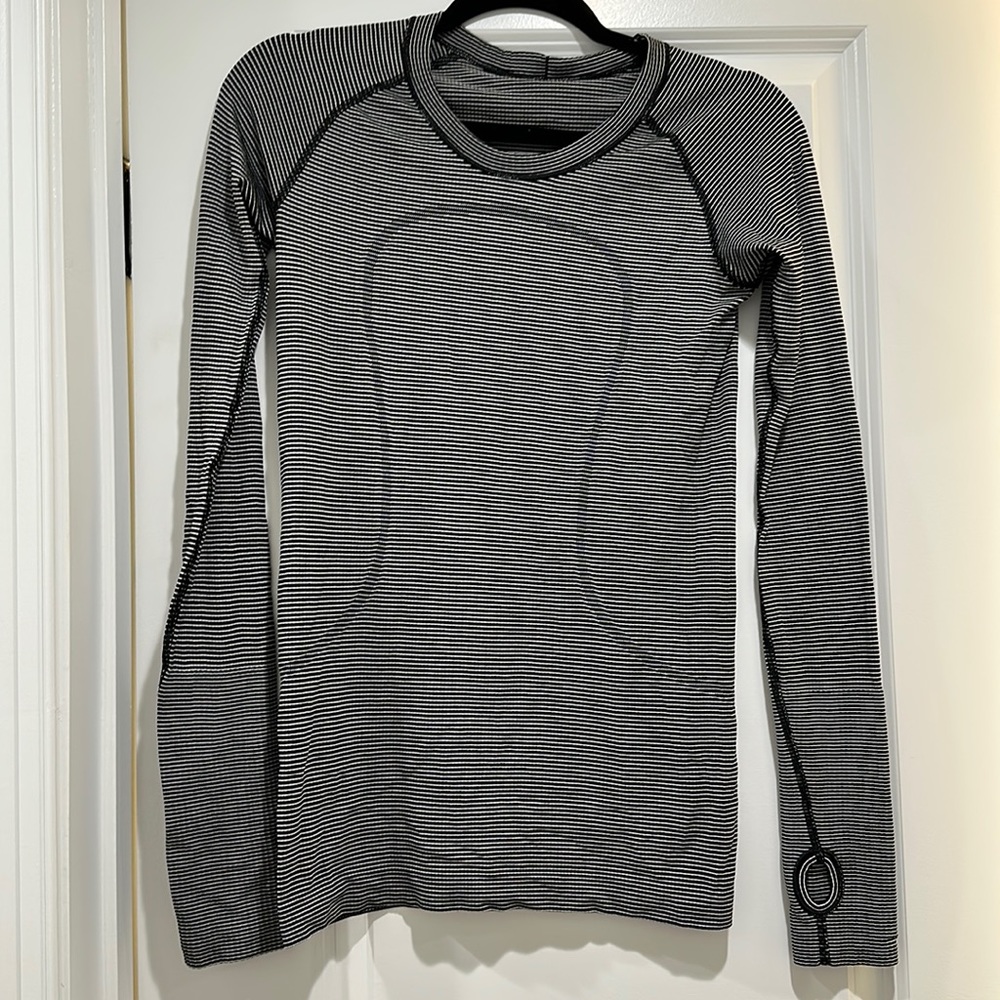 Lululemon Swiftly Tech